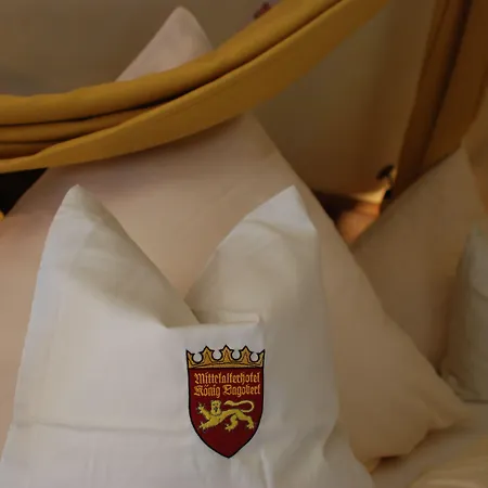 Mittelalterhotel-gaestehaus Rauchfang