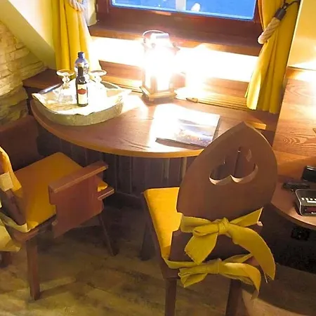 Mittelalterhotel-gaestehaus Rauchfang Hotel