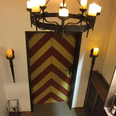 Mittelalterhotel-gaestehaus Rauchfang 3*